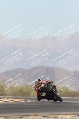 media/Oct-26-2025-Race Pace (Sun) [[c1447ca738]]/Non Verified (1st 20 Minutes of every Hour)/4-Turn 14 (1110am)/